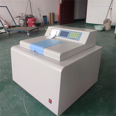 What gas does a cone calorimeter use?
